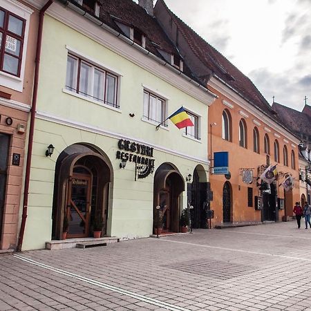 Residence Piata Sfatului Brasov Luaran gambar